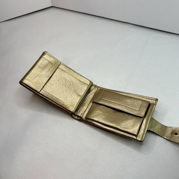 Princess Gardner Gem Vintage 60s Gold Leather Trifold Wallet Womens - Picture 7 of 12